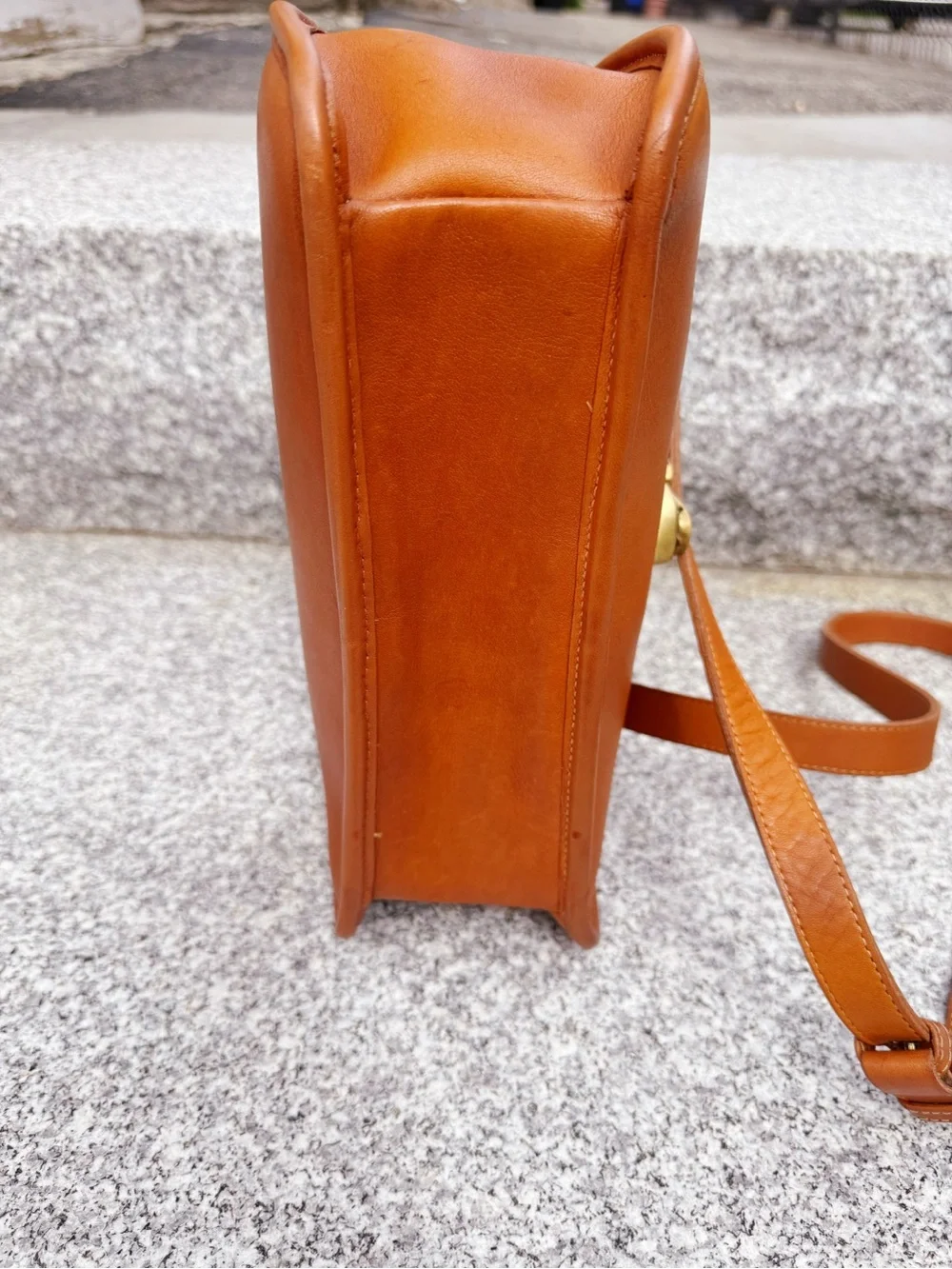 Vintage Coach Gilford Bag 9913, British Tan